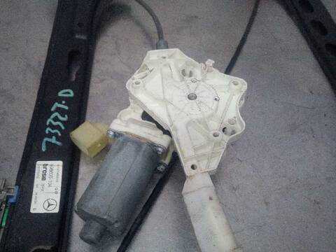 Foto 4ª: Elevalunas Manual Trasero Derecho Mercedes Clase C 160 350 219.356) 272CV 200KW [272964] (2004)