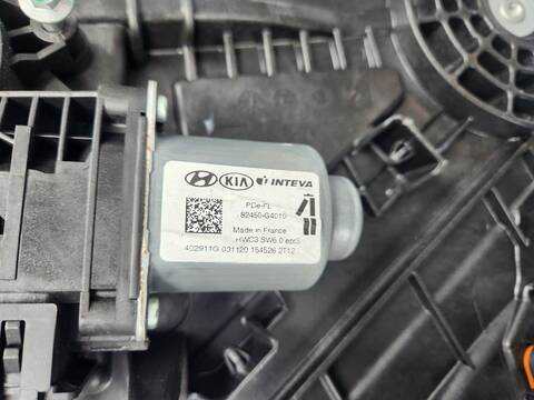 Foto 2ª: Elevalunas Eléctrico Delantero Izquierdo Hyundai i30 KLASS LR 119CV 88KW [G3LF] (2021)