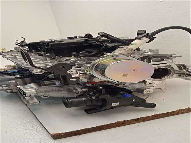 Foto 3ª: Culata Renault Master 2.3 DCI 150 FWD FV0F FV03) 150CV 110KW FURGONETA [M9T 716,M9T 726,M9T 880] (2024)