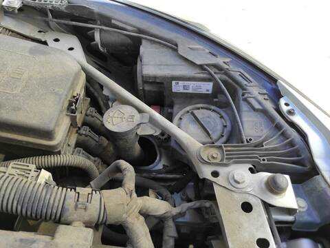 Deposito Limpiaparabrisas Opel Astra LE2
