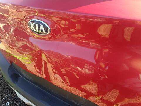 Foto 2ª: Portón Kia Stonic TECH 110CV 81KW (2018)