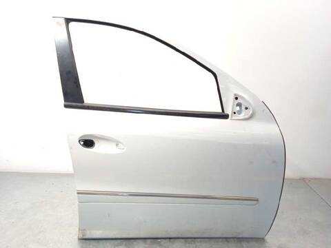 Puerta Delantera Derecha Mercedes Clase ML 320 CDI 4M EDITION 10 224CV 165KW W164)