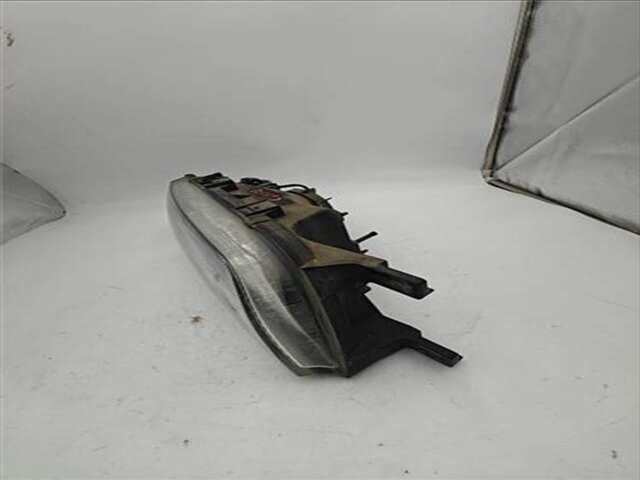 Foto 3ª: Faro Derecho Nissan Almera 1.6 SLX [1.6 LTR. - 73 KW 16V CAT] [GA16]