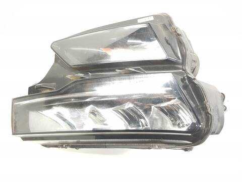 Faro Derecho Skoda Karoq STYLE