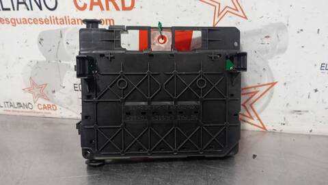 Foto 2ª: Caja Reles Fusibles Citroen Xsara 1.6 HDI 90 EXCLUSIVE PICASSO 90CV 66KW [9HX] (2006)