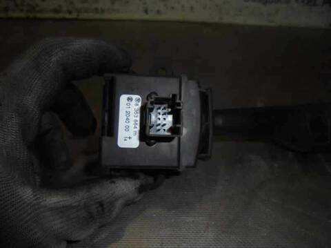 Foto 3ª: Mando Multifuncion Bmw Serie 3 315 320D BERLINA 150CV 110KW [20-4D-4 D] (2004)