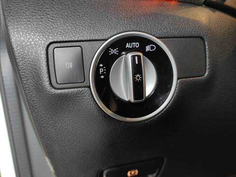 Mando Luces Mercedes Clase B 150 270910