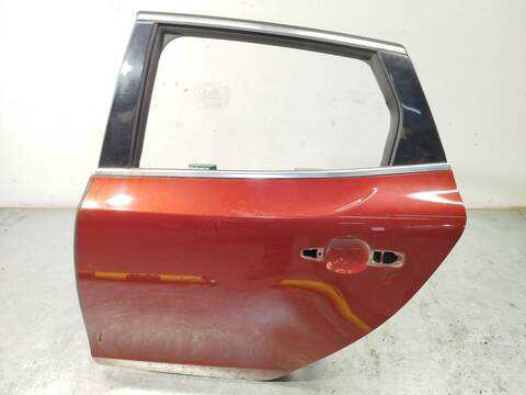 Foto 3ª: Puerta Trasera Izquierda Volvo V40 D2 HATCHBACK 114CV 84KW [D4162T] (2013)