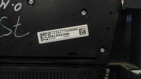 Foto 4ª: Sistema Audio Radio CD Opel Meriva SELECTIVE 95CV 70KW [A13DTE] (2014)