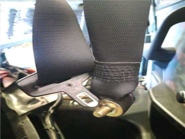 Foto 2ª: Cinturón Delantero Derecho Mercedes Clase C 160 2.8 280 (202.028) [2.8 LTR. - 142 KW 24V CAT] [M 104.941]