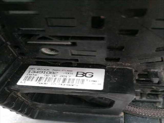 Caja Reles Fusibles Opel Corsa EXPRESSION 75CV 55KW