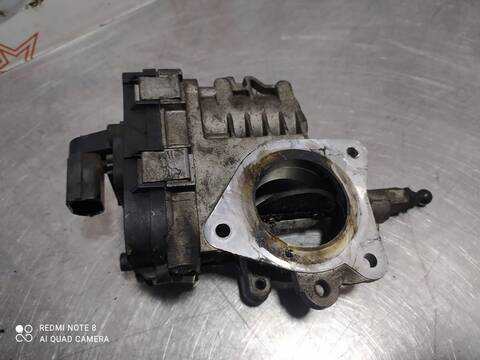 Foto 3ª: Caja Mariposa Alfa Romeo Giulietta DISTINCTIVE 105CV 77KW [940A3000] (2011)