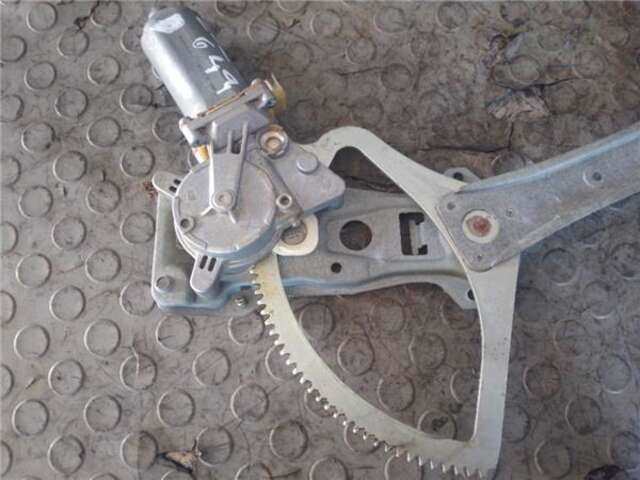 Foto 2ª: Elevalunas Eléctrico Delantero Derecho Mercedes Clase C 160 2.8 280 (202.028) [2.8 LTR. - 142 KW 24V CAT] [M 104.941]