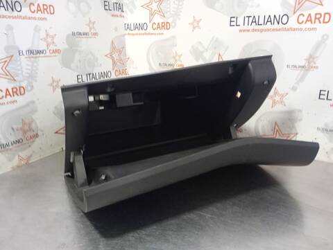 Foto 4ª: Guantera Peugeot 308 STYLE 120CV 88KW [BH01] (2017)