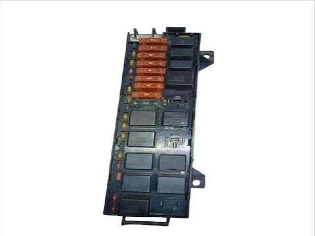 Caja Reles Fusibles Chrysler Voyager 3.3 I