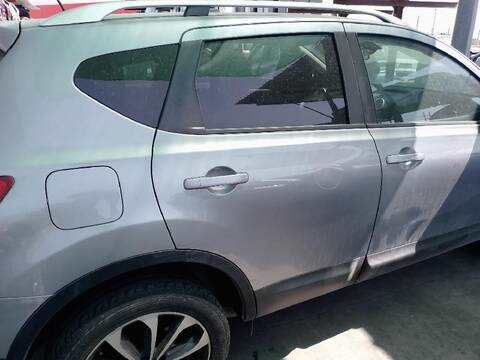 Puerta Trasera Derecha Nissan Qashqai 2.0 DCI A LAS 4 RUEDAS