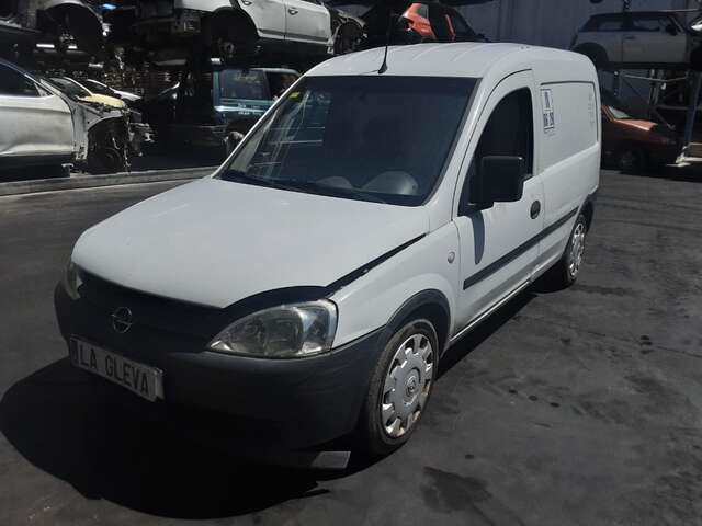 Mangueta Delantera Izquierda Opel Combo 1.3 CDTI70CV