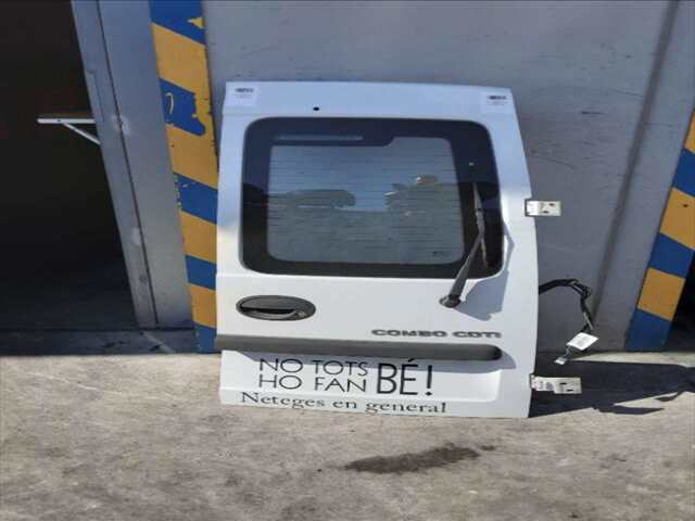 Puerta Trasera Derecha Opel Combo 1.3 CDTI