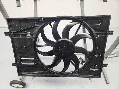 Foto 2ª: Electroventilador Volkswagen Golf 1.5 ETSI 150CV 110KW [DXDE] (2024)