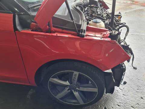 Aleta Delantera Derecha Audi A1 ATTRACTION 90CV 66KW