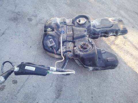 Foto 3ª: Deposito de Combustible Porsche Cayenne VERSION INDEFINIDA