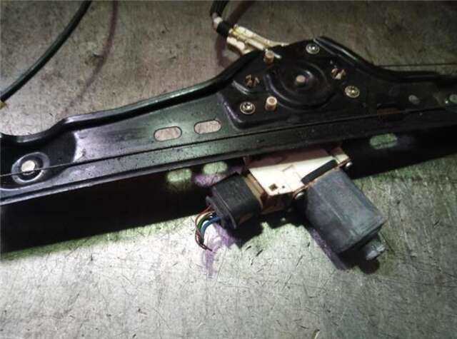 Foto 2ª: Elevalunas Eléctrico Delantero Izquierdo Bmw Serie 3 315 320 D (150CV) [204D4]