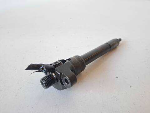 Foto 3ª: Inyectores Bmw Serie 3 315 320D 2.0 16V DIESEL CAT 136CV (2003)