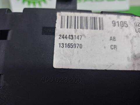 Foto 2ª: Caja Reles Fusibles Opel Vectra ESSENTIA 101CV [Y20DTH] (2002)