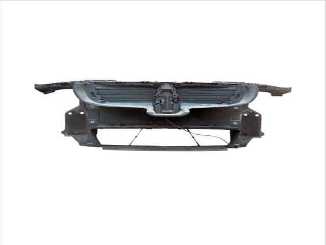 Foto 3ª: Paragolpes Delantero Bmw Serie 1 114 120 D (2003)