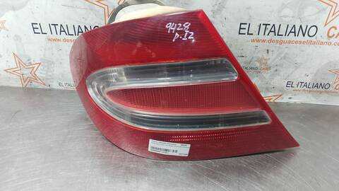 Piloto Trasero Izquierdo Mercedes Clase C 160 200 COMPRESSOR 209.342) COUPE 163CV 120KW