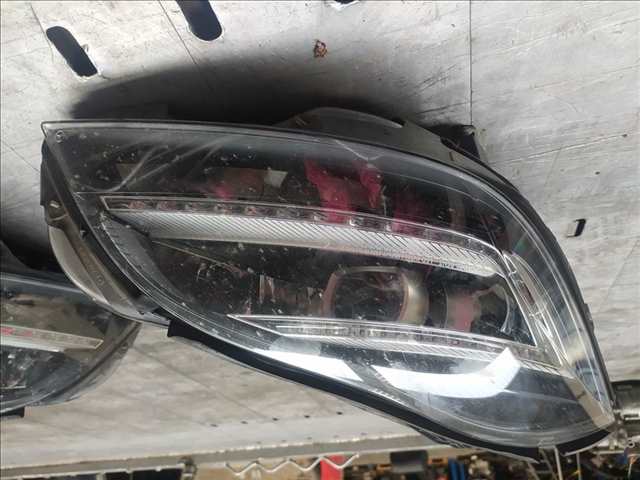 Faro Derecho Mercedes Clase CLS 350 3.5 CDI 4MTRIC