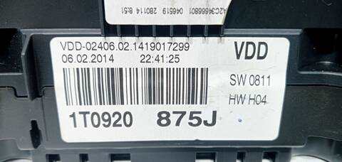 Foto 2ª: Cuadro de Instrumentos Volkswagen Touran ADVANCE 1 TDI DPF 105CV (2010)