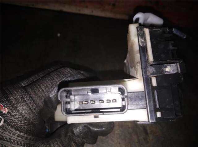 Cerradura Puerta Delantera Izquierda Peugeot 208 1.6 HDI