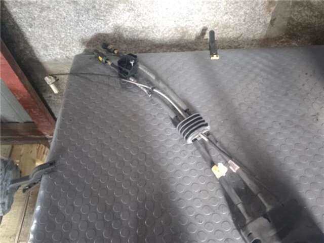 Foto 3ª: Palanca de Cambio Peugeot 308 1.6 STYLE [1.6 LTR. - 88 KW BLUE-HDI FAP]