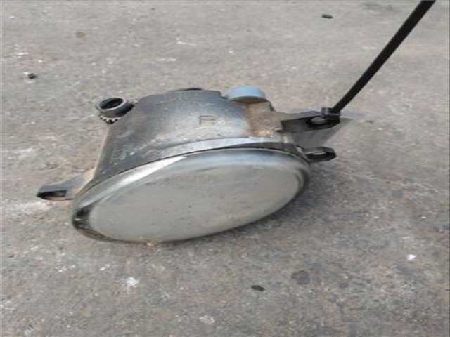 Faro Antiniebla Delantero Derecho Toyota Corolla 1.6