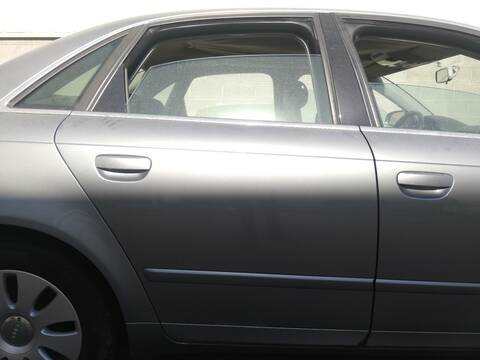 Puerta Trasera Derecha Audi A4 ALT BERLINA
