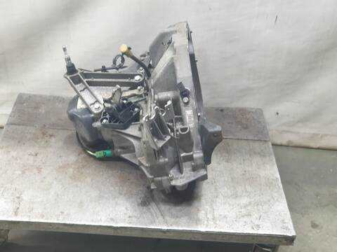 Foto 2ª: Caja Cambios Renault Megane DYNAMIQUE (2002)