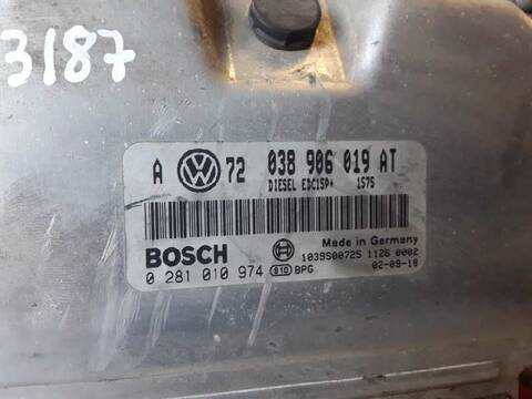 Foto 2ª: Centralita Motor ECU Volkswagen Golf BERLINA 1.9 TDI 101CV (2000)