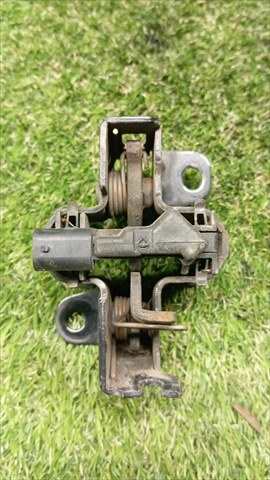 Foto 3ª: Cerradura Capot Mercedes Clase ML 320 3.0 CDI 5P [642940] (2007)