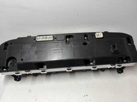 Foto 2ª: Cuadro de Instrumentos Toyota Prius VERSION INDEFINIDA (2013)