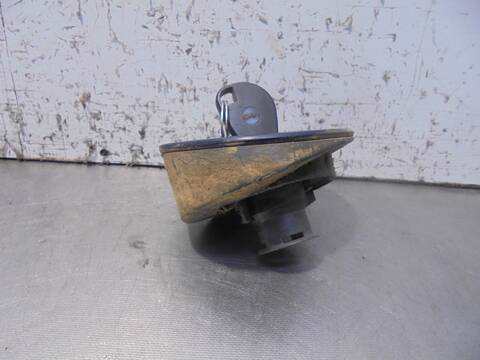 Foto 2ª: Tapa Exterior Combustible Citroen Berlingo 1.9 DIESEL 68CV 50KW (1999)