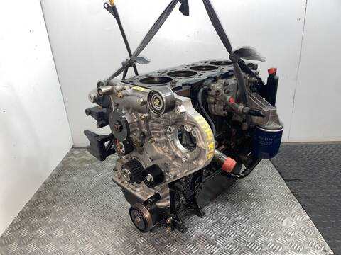 Foto 3ª: Bloque Motor Kia Carnival D/J3 (2005)