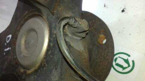 Foto 3ª: Mangueta Delantera Izquierda Mercedes Sprinter 2.1 CDI CAT 109CV 80KW CAJA CERRADA (2009)