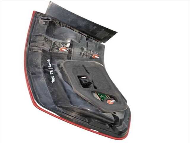 Foto 2ª: Piloto Trasero Izquierdo Mercedes Clase E 180 E 220 CDI - BLUETEC 212.001 212.002) 170CV (2009)