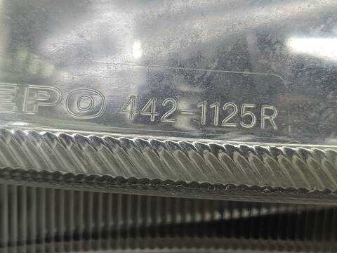Foto 2ª: Faro Derecho Opel Corsa COMFORT 75CV 55KW [Z12XE] (2001)
