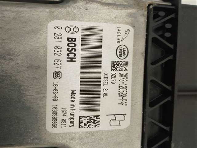 Foto 3ª: Centralita Motor ECU Land Rover Range EVOQUE 150CV 110KW [204DTD] (2018)