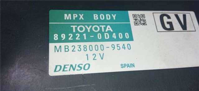 Caja Reles Fusibles Toyota Yaris 1.3 ACTIVE [1.3 LTR. - 74 KW 16V CAT]
