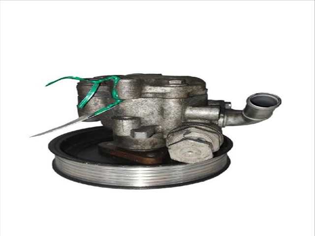 Foto 3ª: Bomba de Direccion Audi Q7 3.0 TDI QUATTRO (2006)