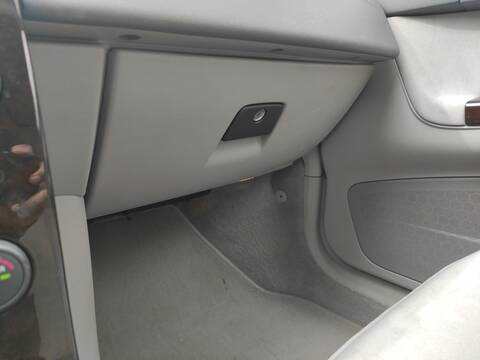 Guantera Volvo S40 B4184S11 BERLINA