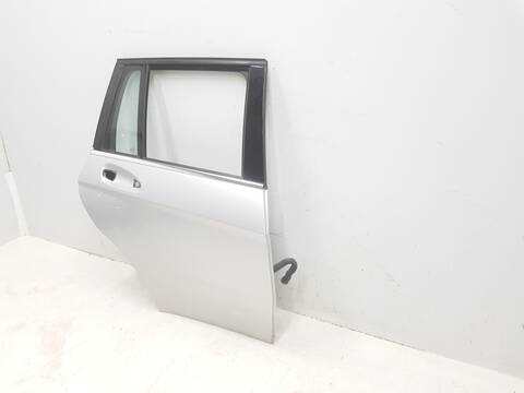 Foto 2ª: Puerta Trasera Derecha Mercedes Clase G 230 GLK 220 CDI BE 204.902) (2010)